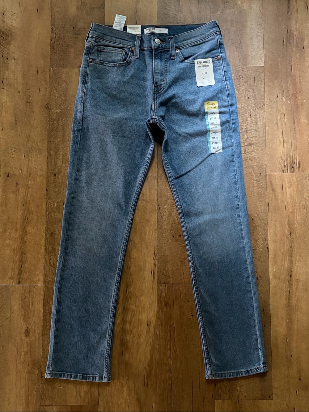 NWT Levi Strauss Gold Mid Rise Slim Jeans 29x30 Medium Wash Stretch Denim